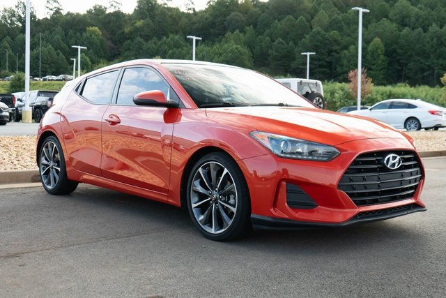 2019 Hyundai Veloster 2.0L Premium photo 3