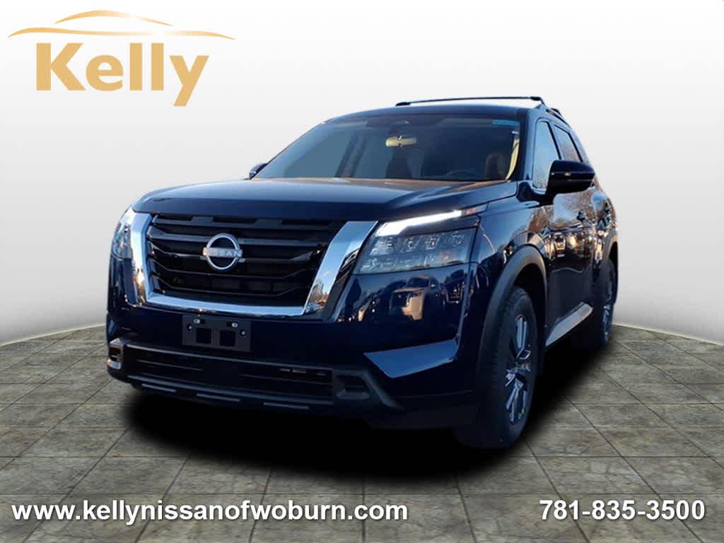 2025 Nissan Pathfinder SV's photo