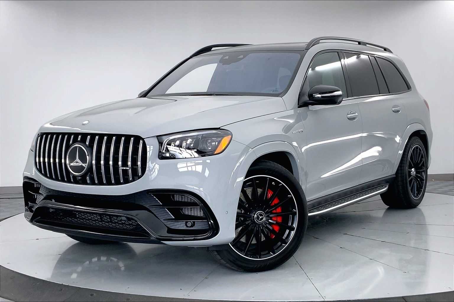 2025 Mercedes-Benz GLS AMG GLS 63's photo