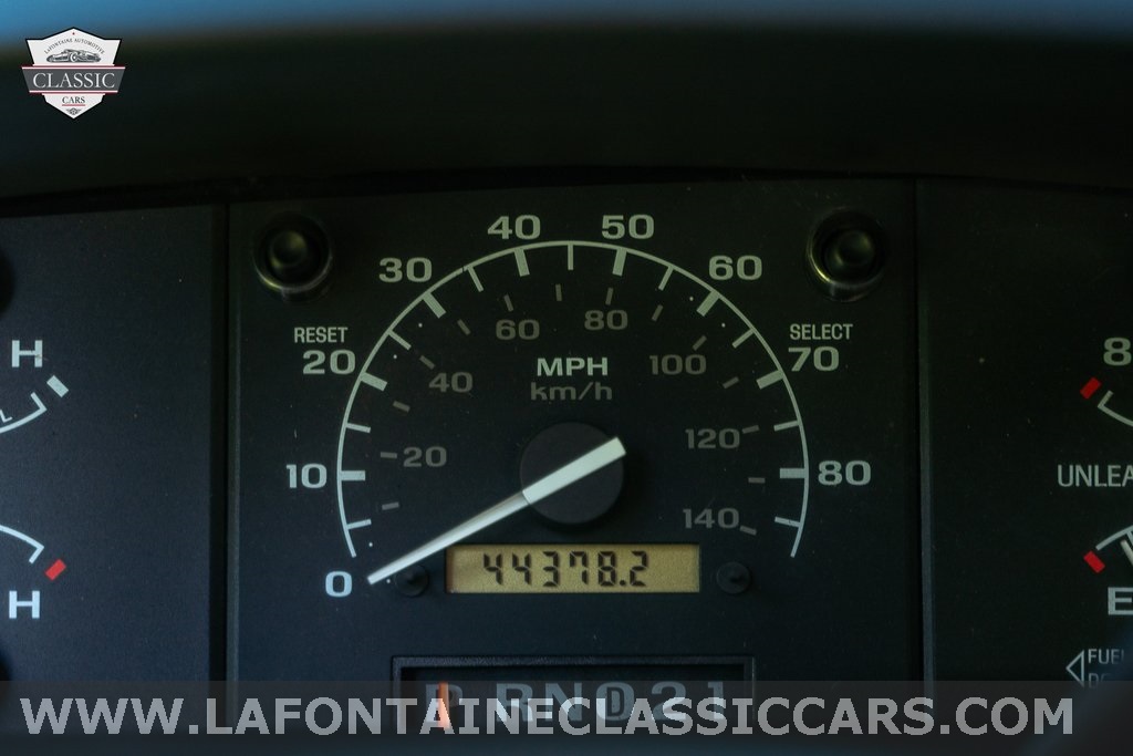 1997 Ford F-250 XLT photo 3