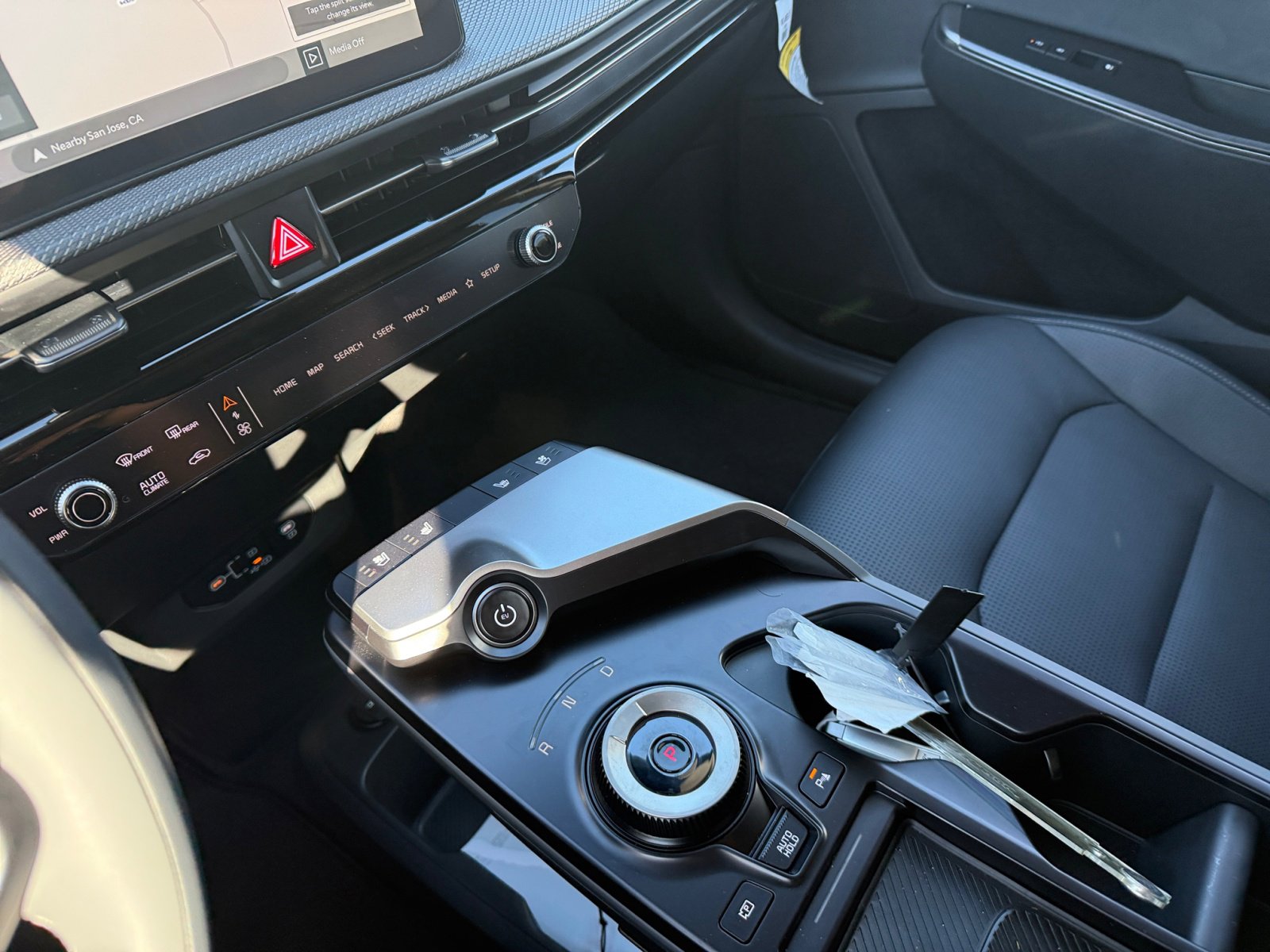 2025 Kia EV6 Wind photo 13