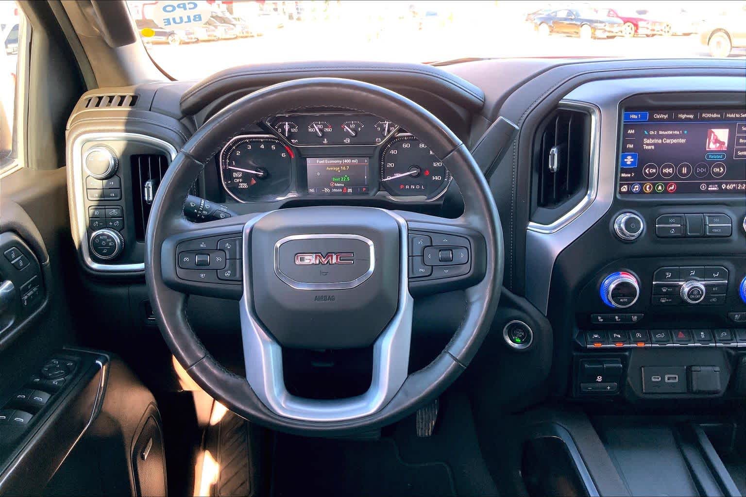 2020 Gmc Sierra SLT photo 3