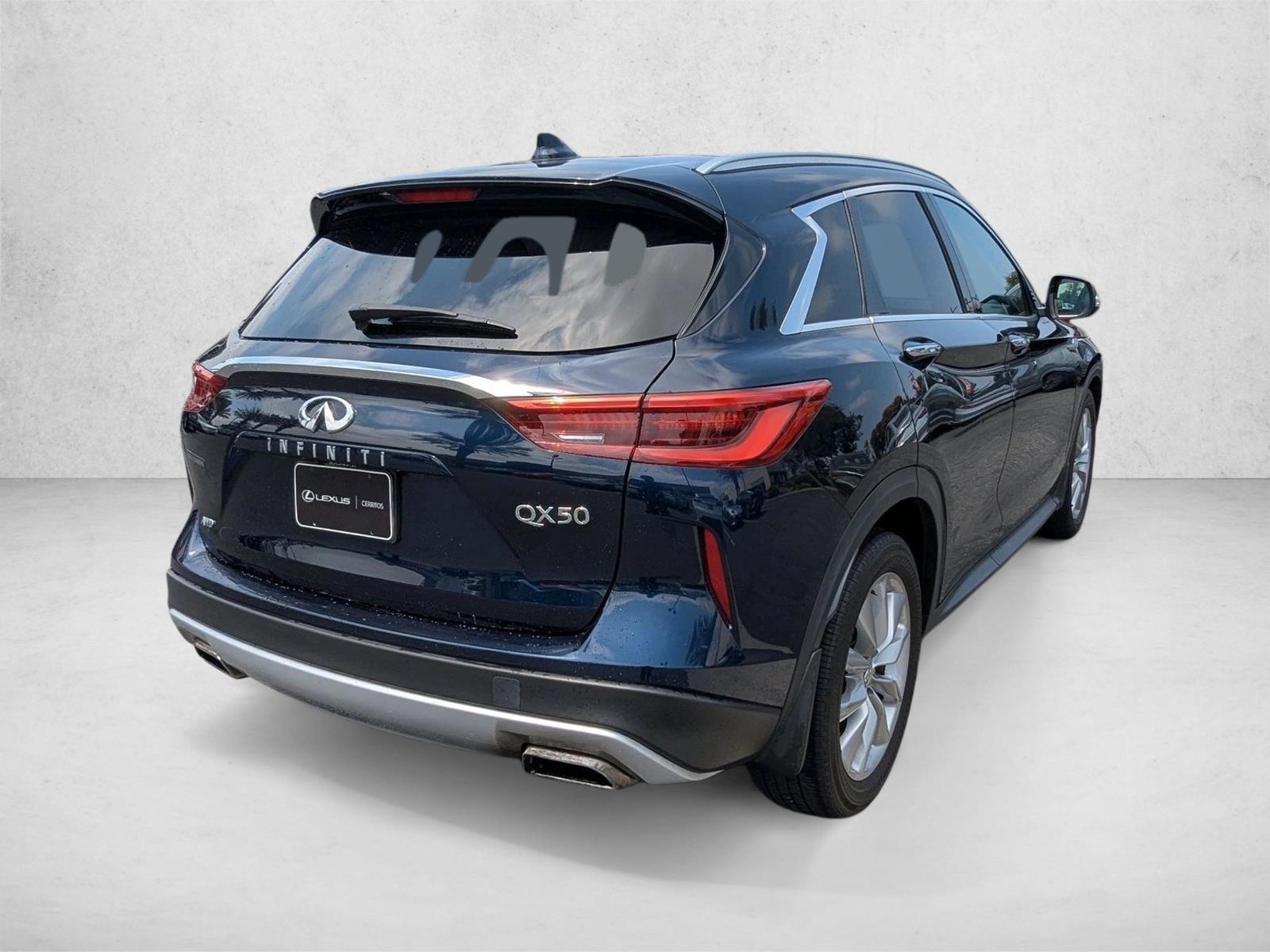 2019 Infiniti QX50 Luxe photo 5