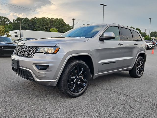 2018 Jeep Grand Cherokee Altitude photo 4