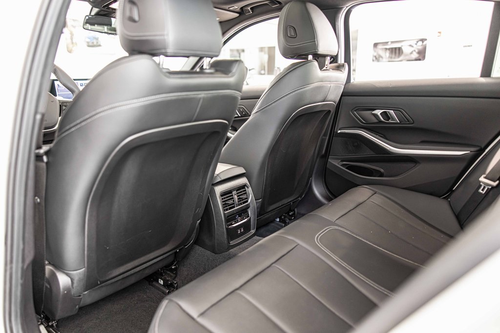 2025 BMW 330I - Image 32