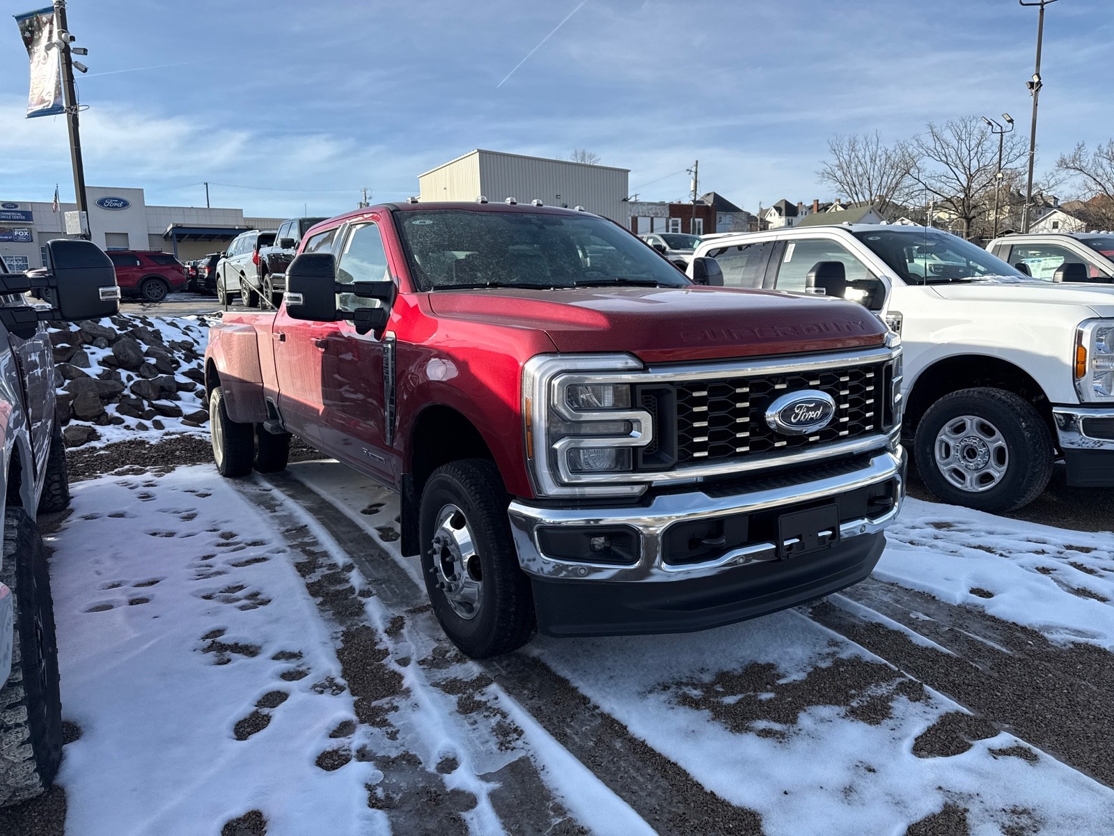 2026 Ford F-350 Super Duty Lariat's photo
