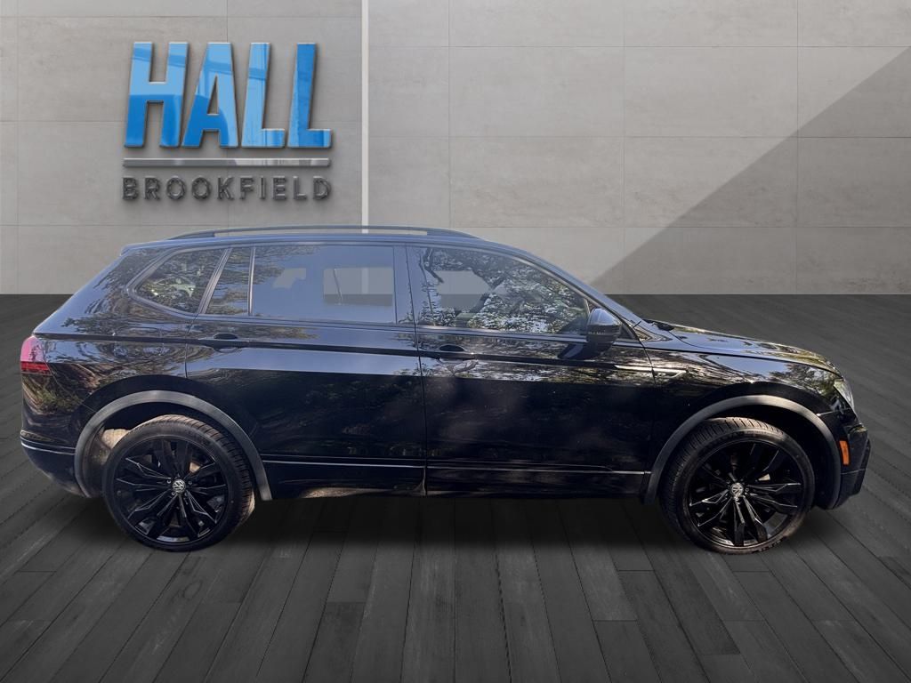 2021 Volkswagen Tiguan SE R-Line Black photo 4
