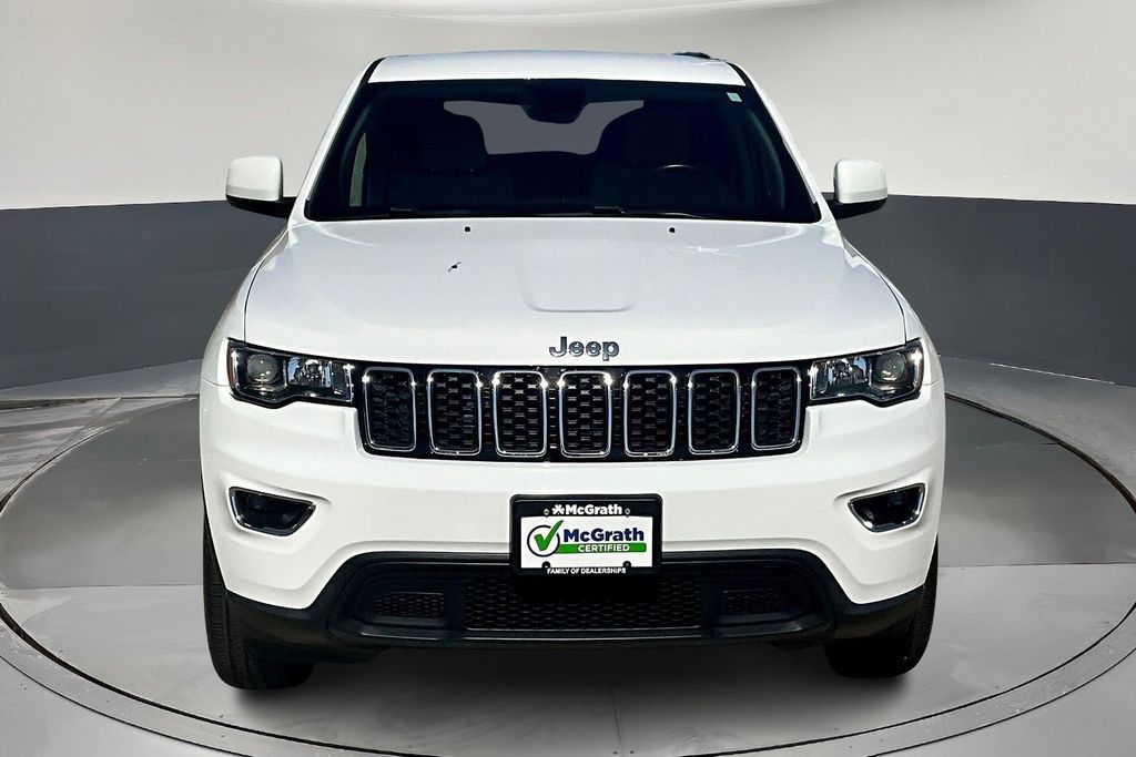 2022 Jeep Cherokee Laredo photo 2