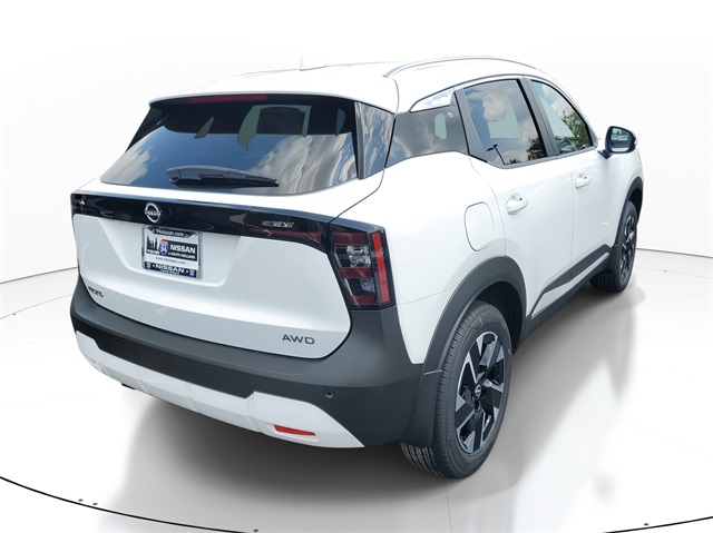2025 Nissan Kicks SV photo 3