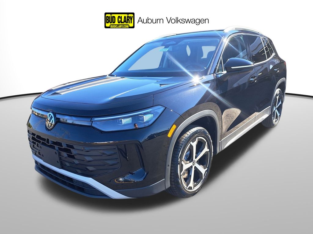 2025 Volkswagen Tiguan SE's photo