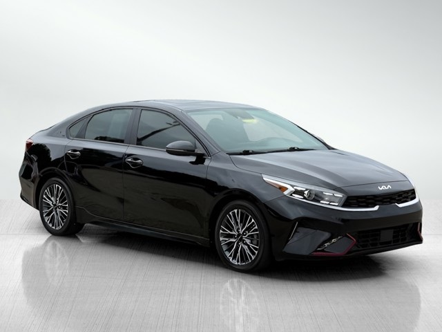 2023 Kia Forte GT-Line photo 3