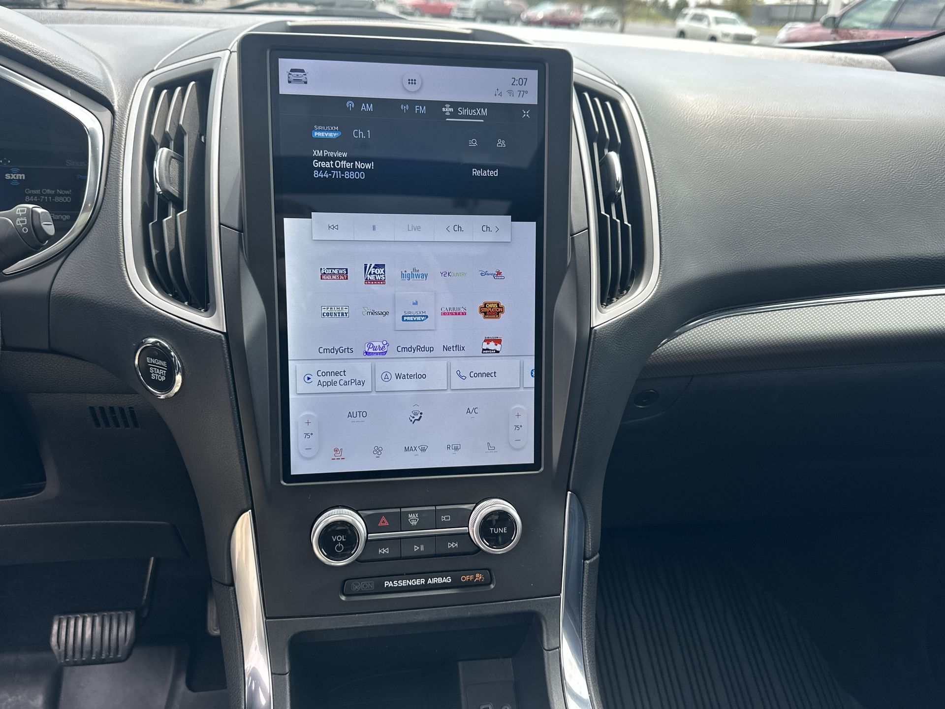 2021 Ford Edge Titanium photo 12