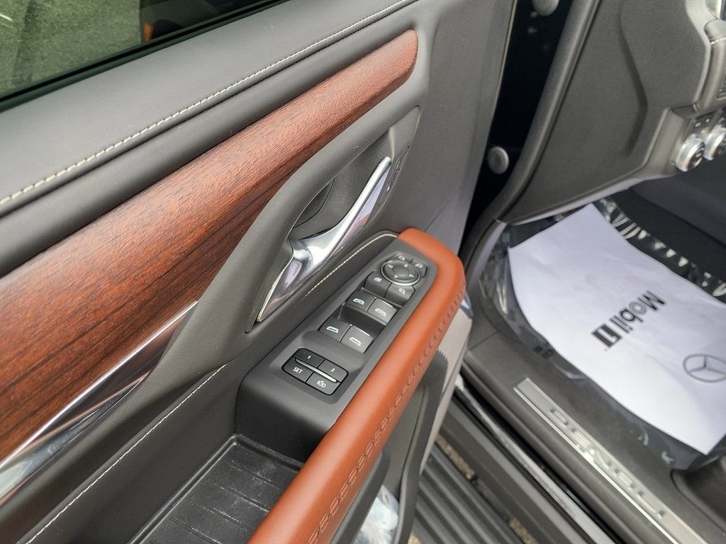 2023 Gmc Yukon XL Denali Ultimate photo 10