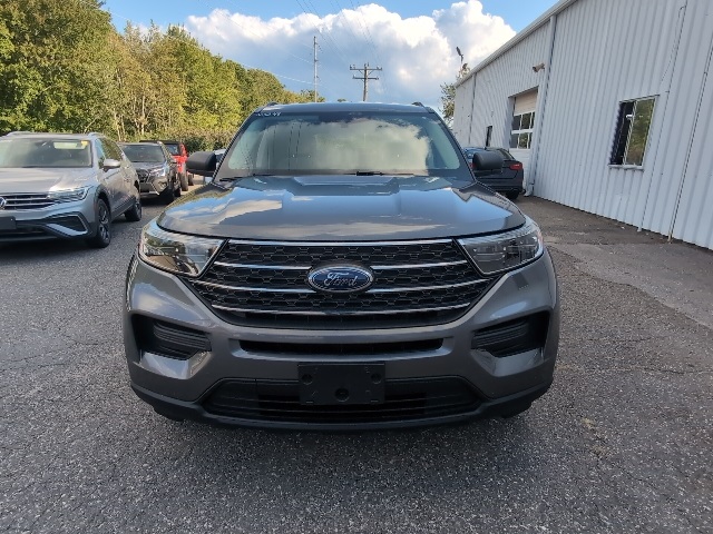 2022 Ford Explorer XLT photo 3