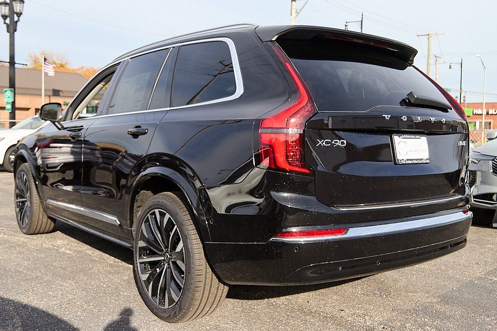 2026 VOLVO XC90 - Image 6