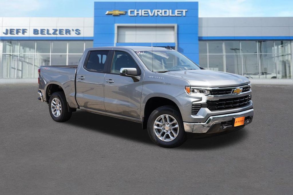 2026 Chevrolet Silverado 1500 LT's photo