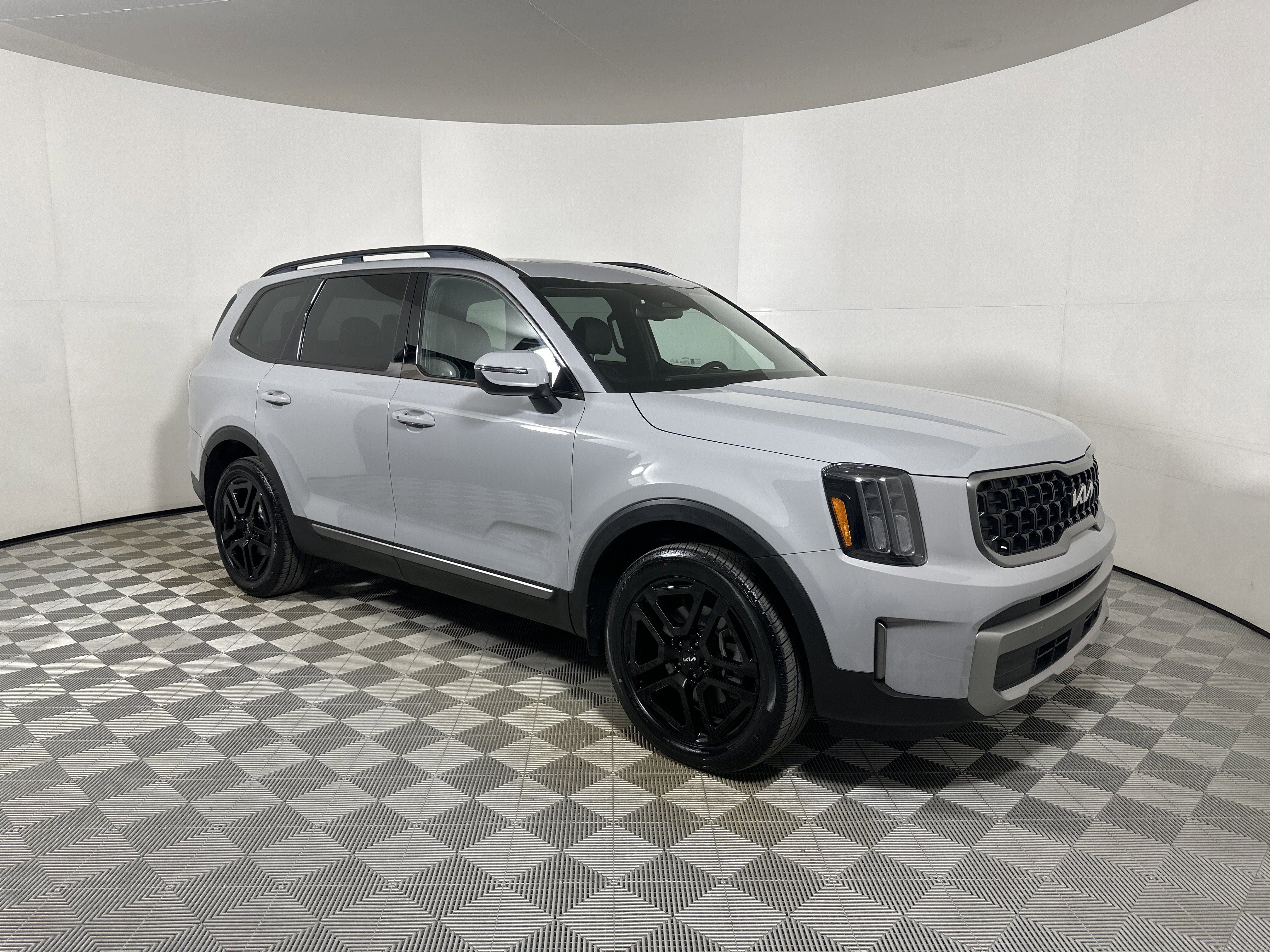 2023 Kia Telluride EX X-Line's photo