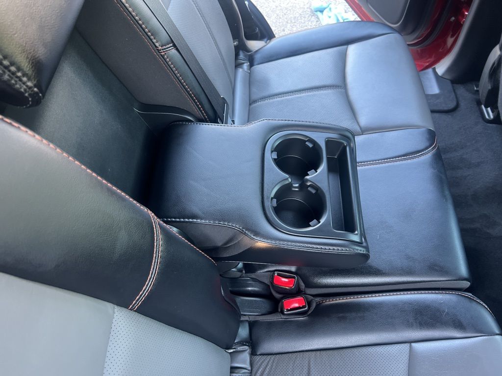 2020 Nissan Pathfinder SL photo 17