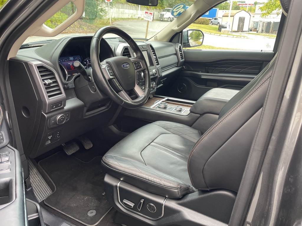 2020 Ford Expedition Platinum photo 9
