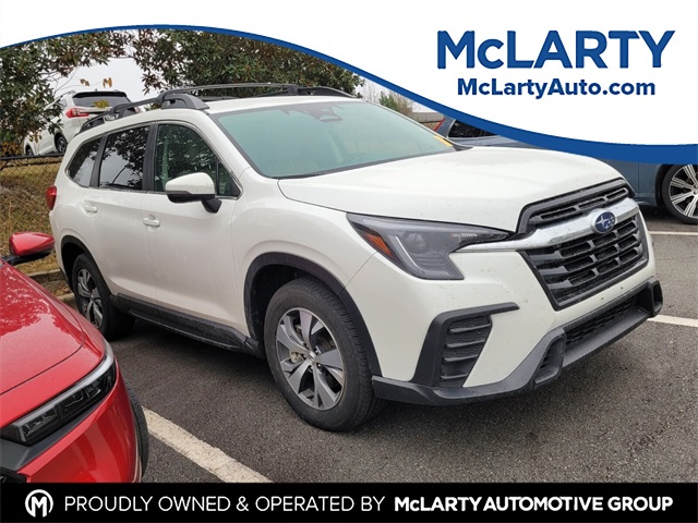 2023 Subaru Ascent Premium's photo