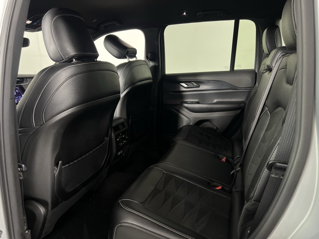 2024 Jeep Grand Cherokee Altitude X photo 15