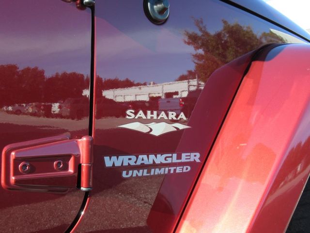 2009 Jeep Wrangler Unlimited Sahara photo 8