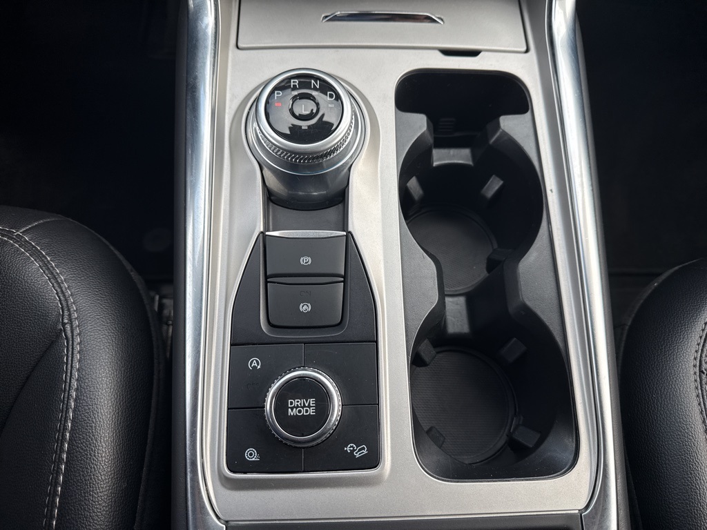 2023 Ford Explorer Limited photo 13