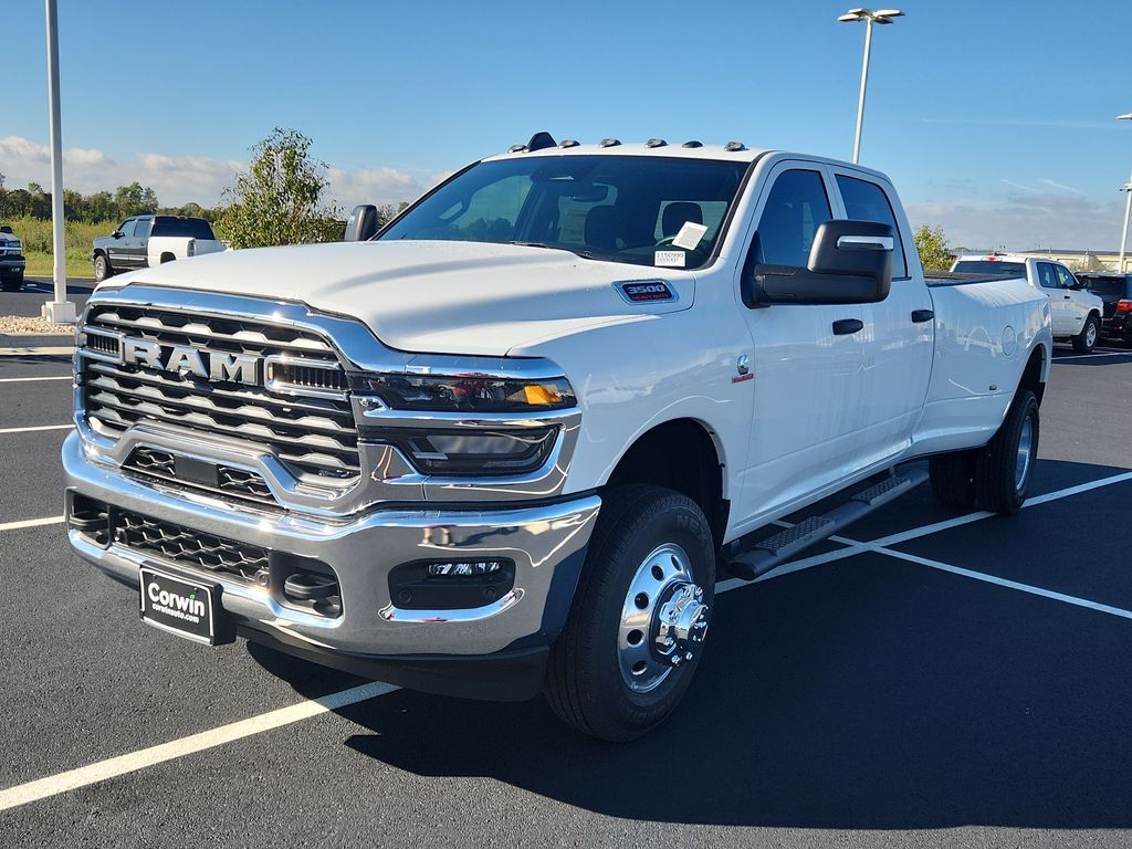 2026 Ram 3500 Tradesman photo 4