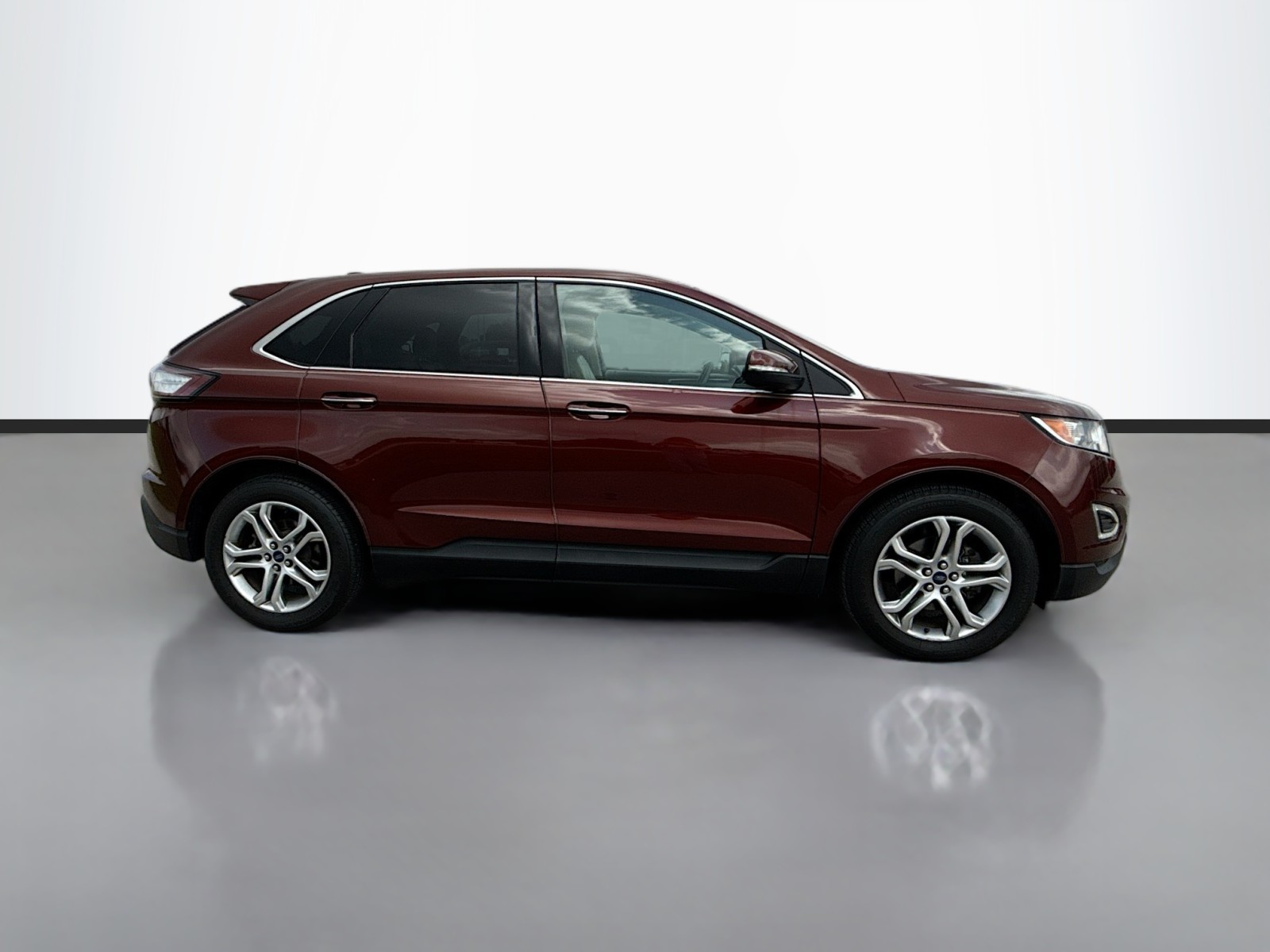 2015 Ford Edge Titanium photo 4