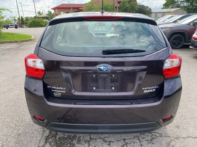 2013 Subaru Impreza 2.0i Premium photo 4