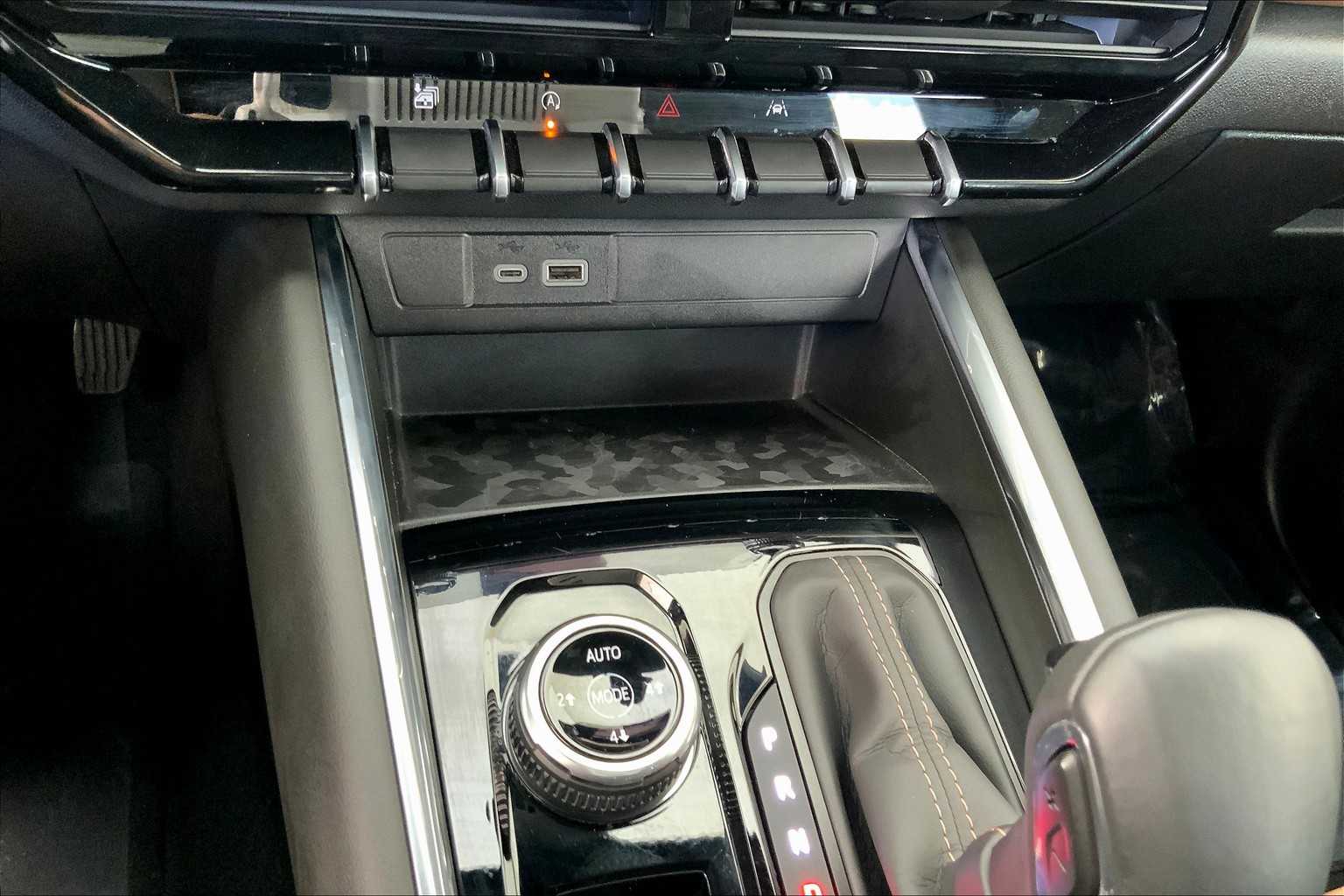 2025 Gmc Canyon AT4 photo 31