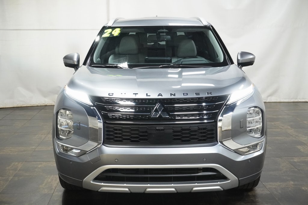 2024 Mitsubishi Outlander SEL photo 8