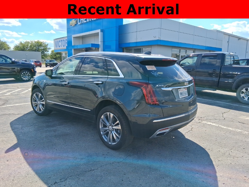 2023 Cadillac XT5 Premium Luxury photo 3