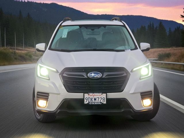 2022 Subaru Forester Limited photo 3