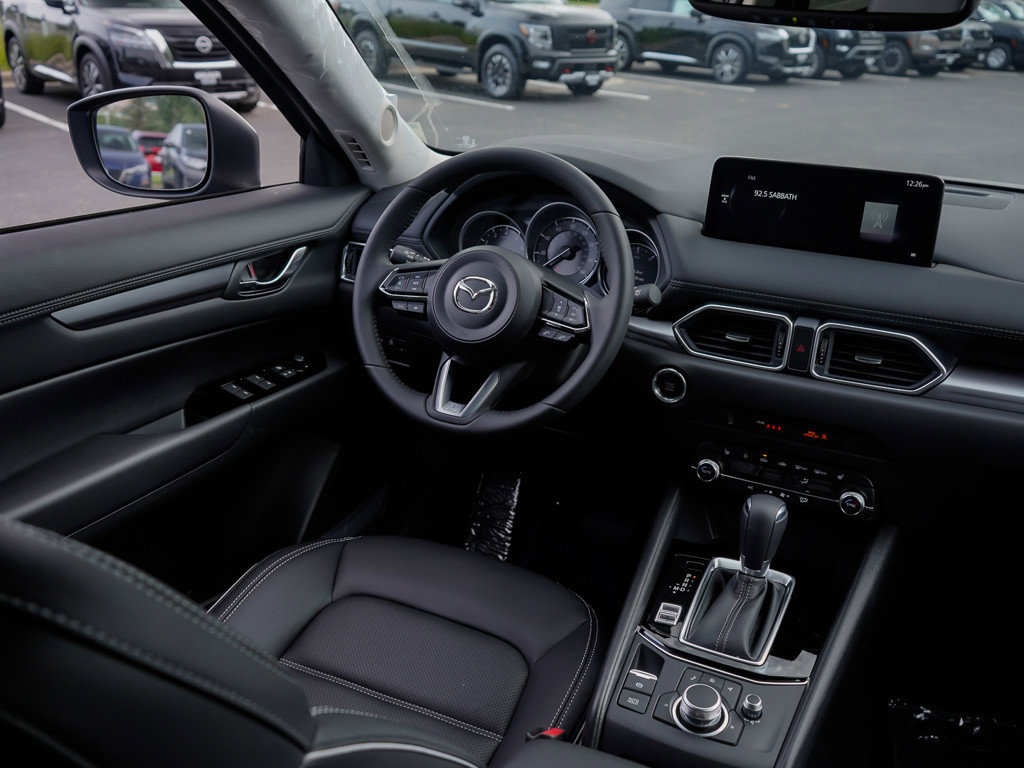 2025 Mazda CX-5 2.5 S Preferred photo 10