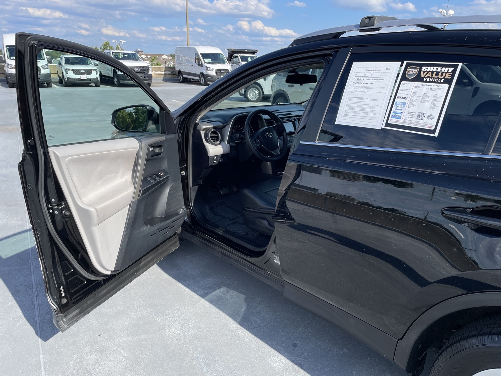 2013 Toyota RAV4 XLE photo 20