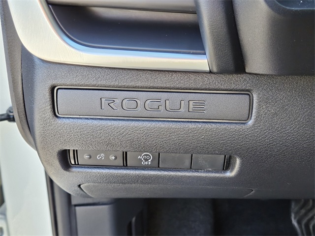 2024 Nissan Rogue S photo 28