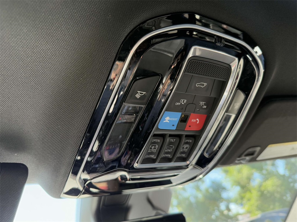 2022 Jeep Grand Cherokee Summit photo 30
