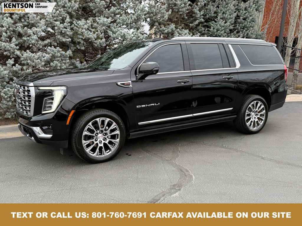 2025 GMC Yukon XL Denali's photo