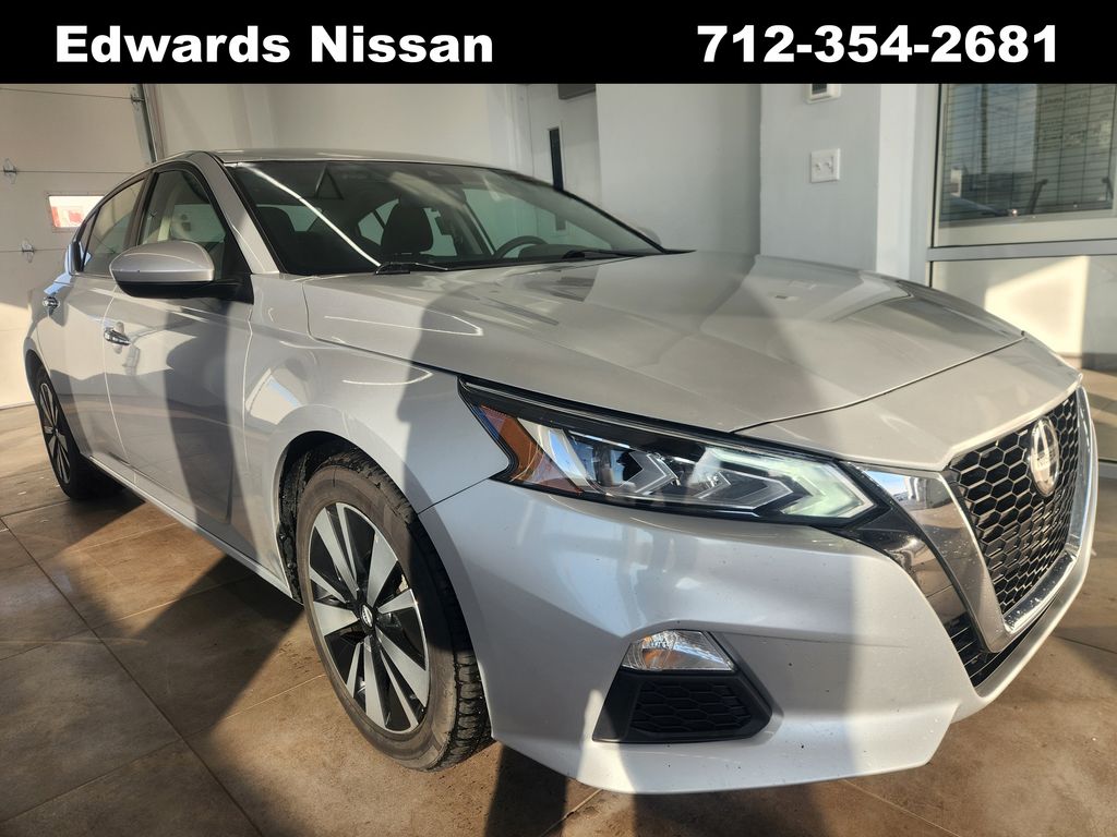 2021 Nissan Altima SV