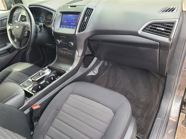 2020 Ford Edge SE photo 17