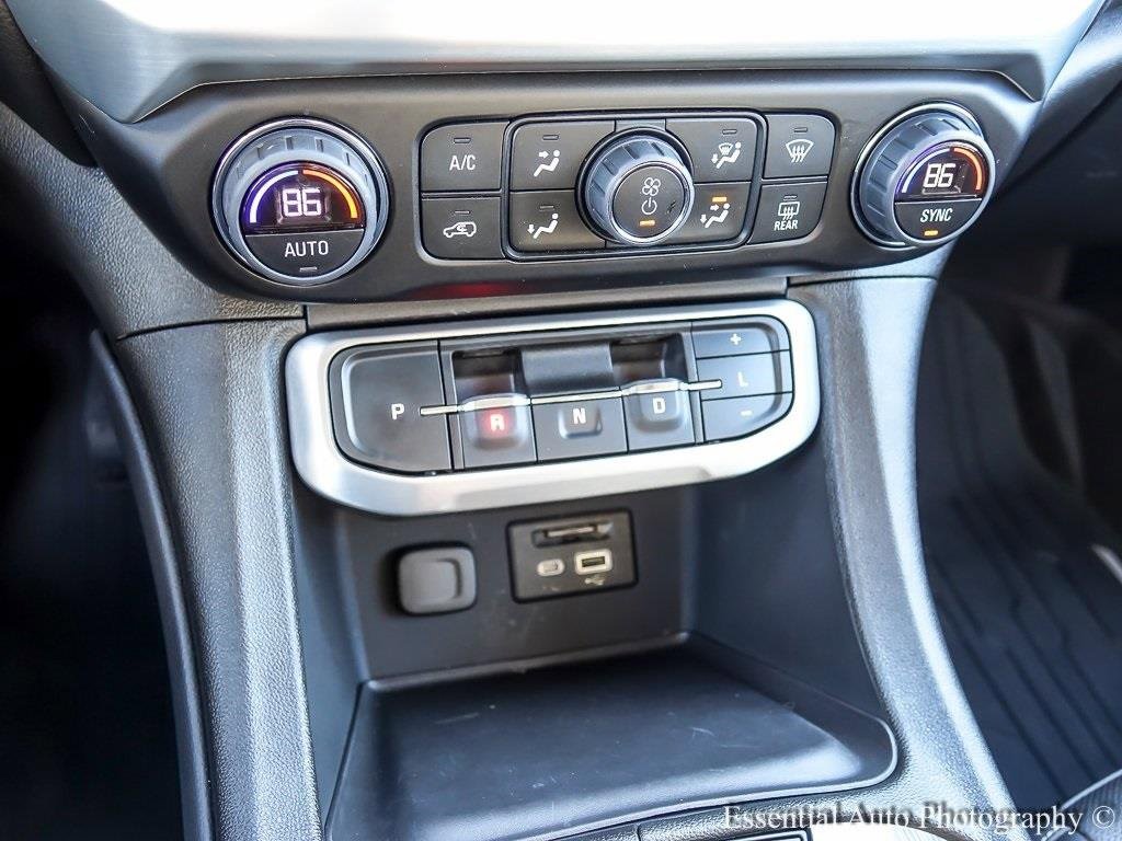 2023 GMC ACADIA - Image 24