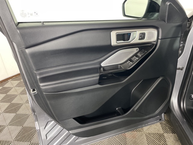 2022 Ford Explorer ST photo 7