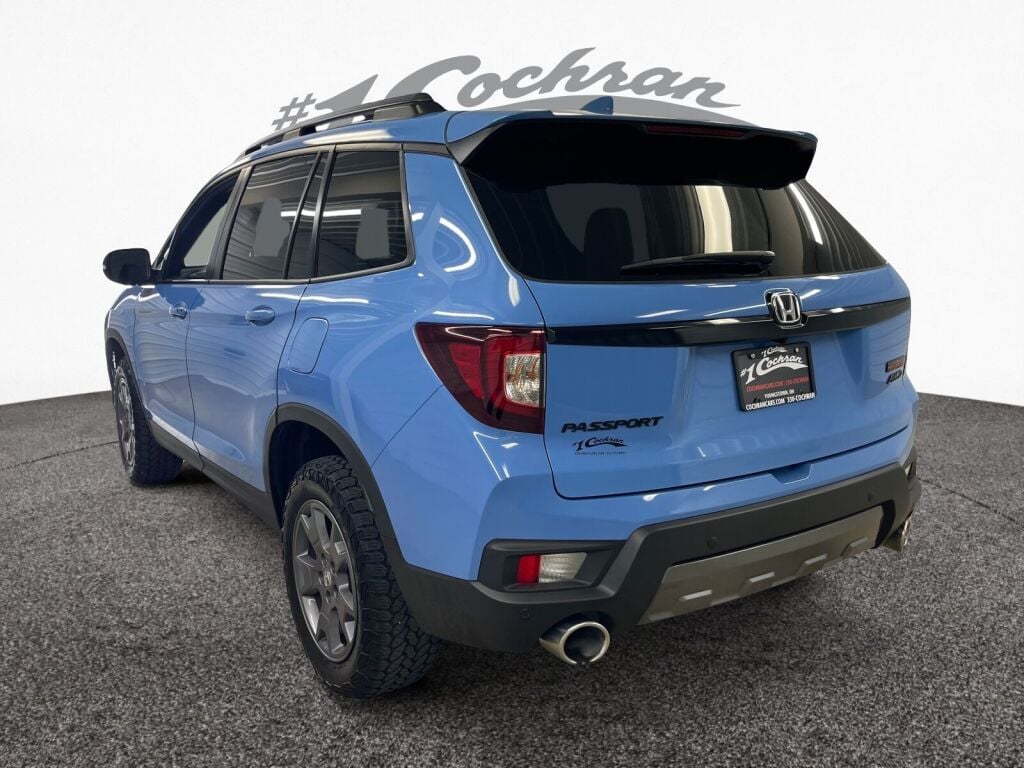 2024 Honda Passport TrailSport photo 2