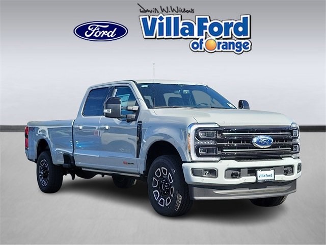 2026 Ford F-350 Super Duty Platinum's photo