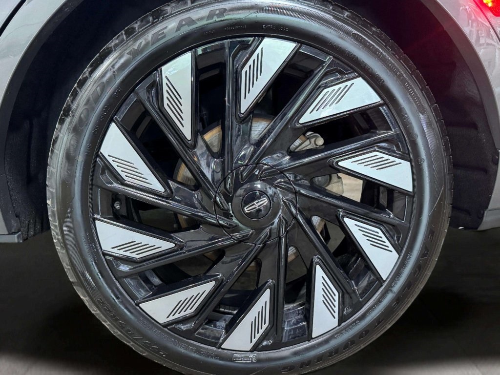 2024 Lincoln Nautilus Black Label photo 26