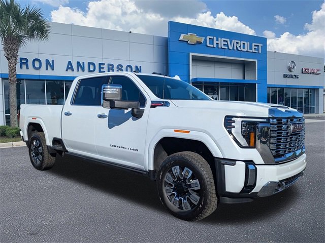 2026 GMC Sierra 2500HD Denali's photo