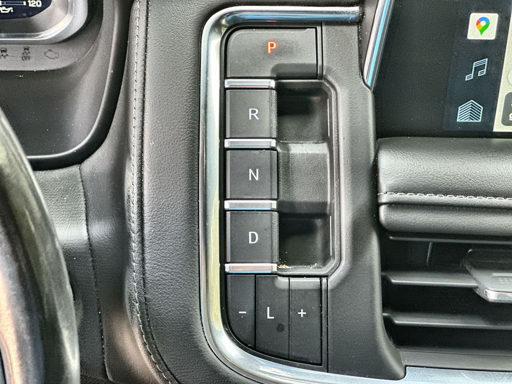 2022 Chevrolet Suburban Z71 photo 16