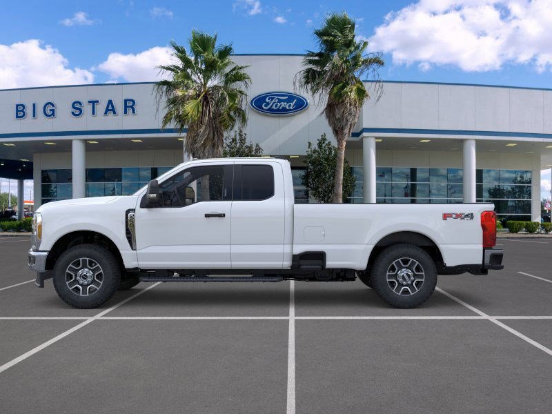 2025 Ford F-250 photo 3