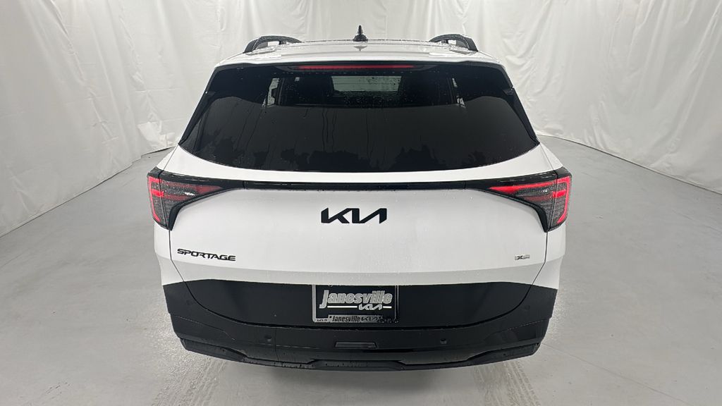 2026 Kia Sportage X-Line photo 4